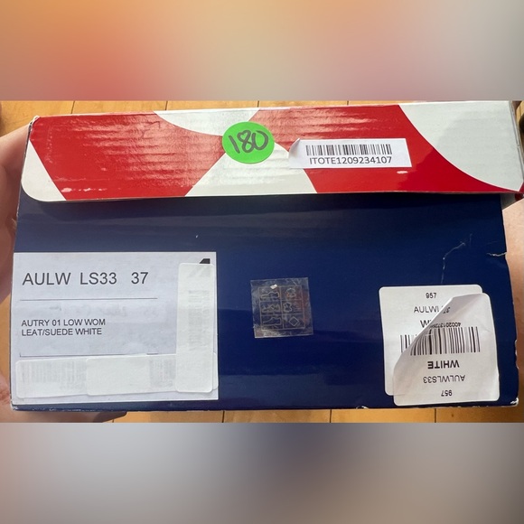 Autry Women’s Medalist Low Sneaker in Leather/Suede White Size 37 - Picture 7 of 9